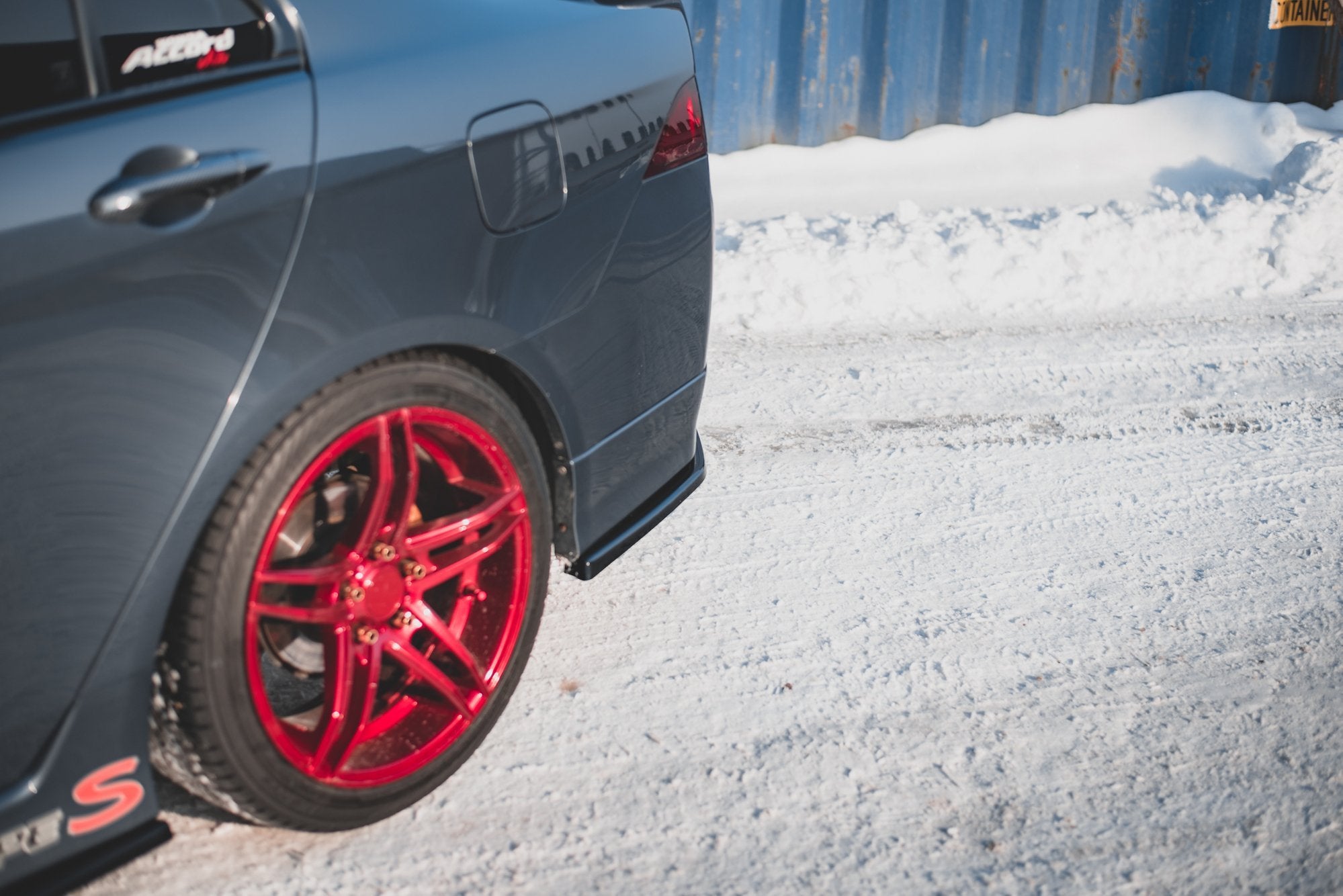 Takapuolen jakajat v.2 Honda Accord Mk7 Type-S