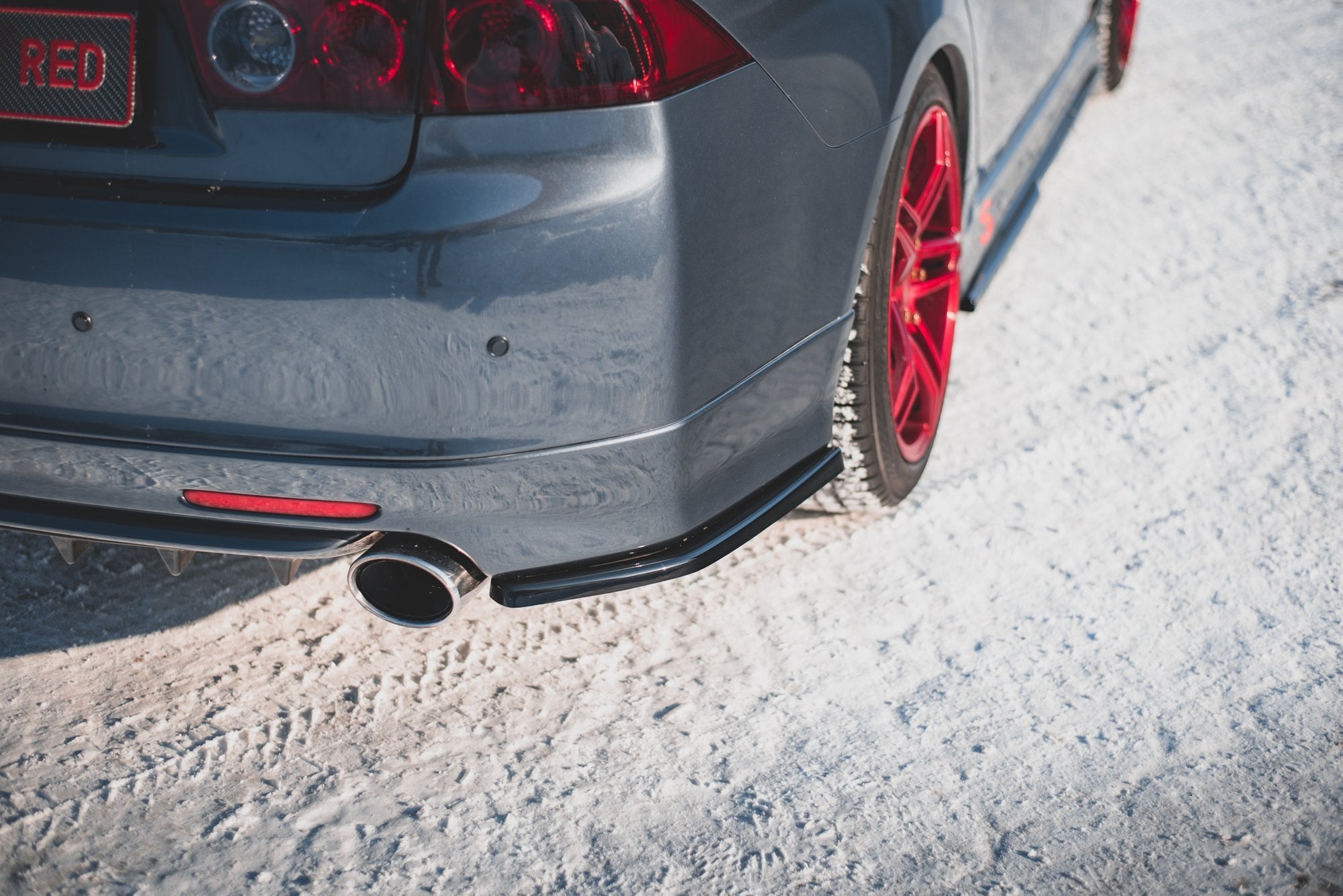 Takapuolen jakajat v.2 Honda Accord Mk7 Type-S