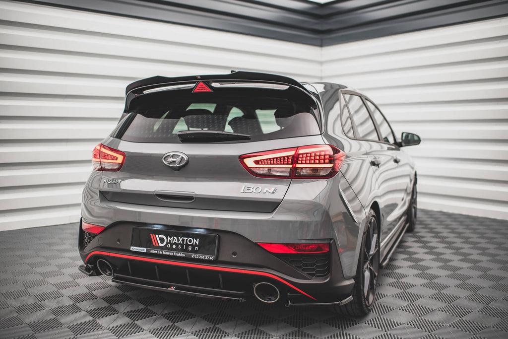 Takapuolen jakajat v.2 Hyundai I30 N Leathback Mk3 Facelift