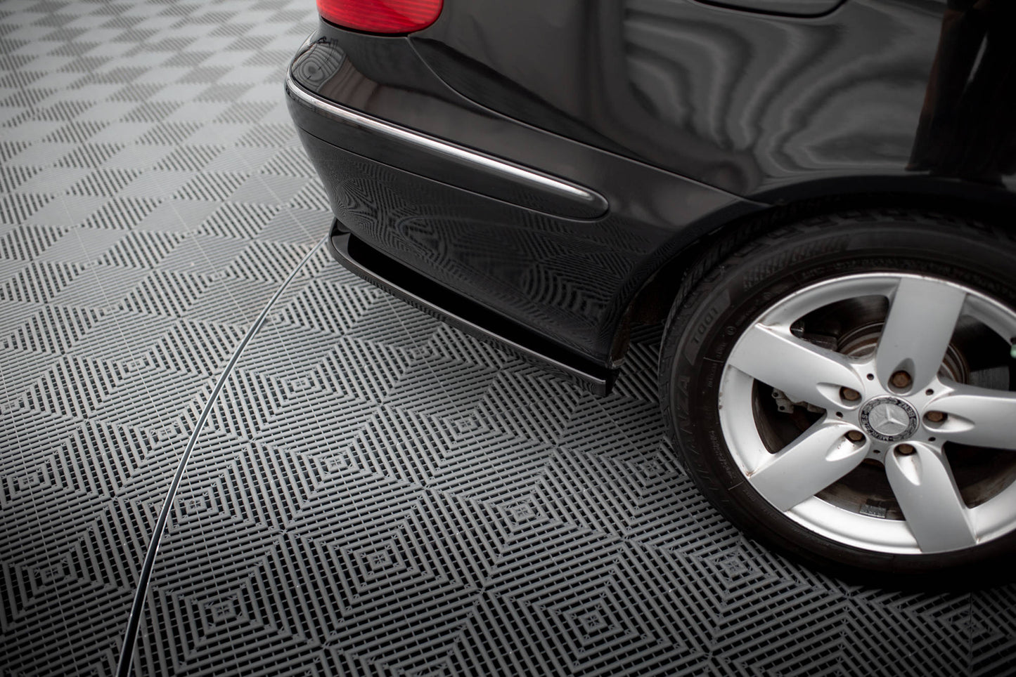 Bagsiden Splitters V.2 Mercedes-Benz CLK W209