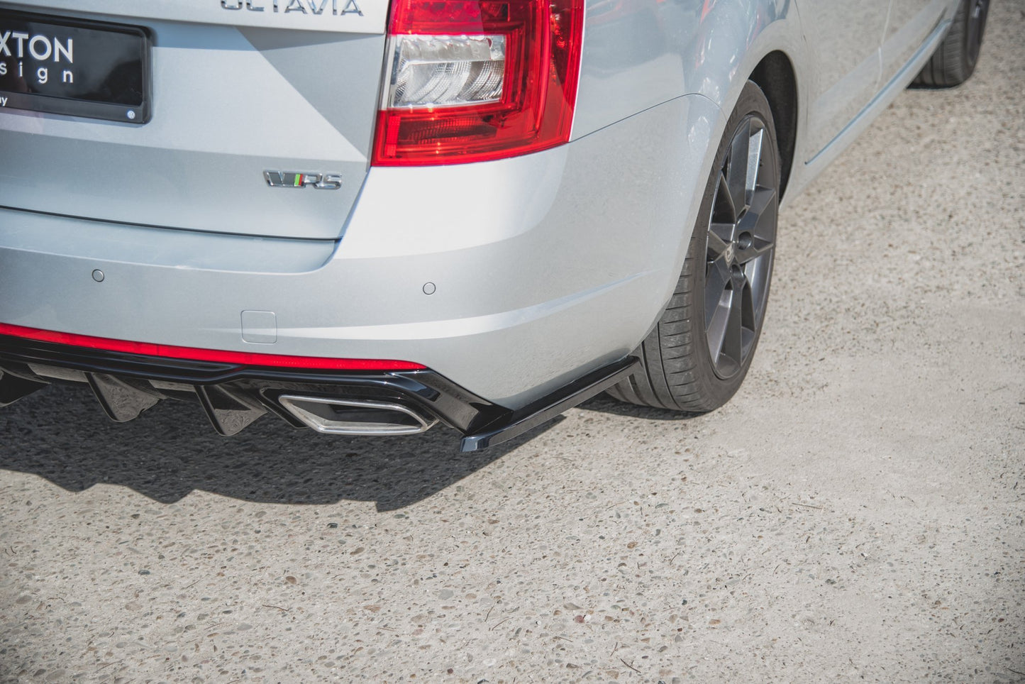 Rear side splitters v.2 skoda octavia rs mk3/mk3 fl hatchback/kombi