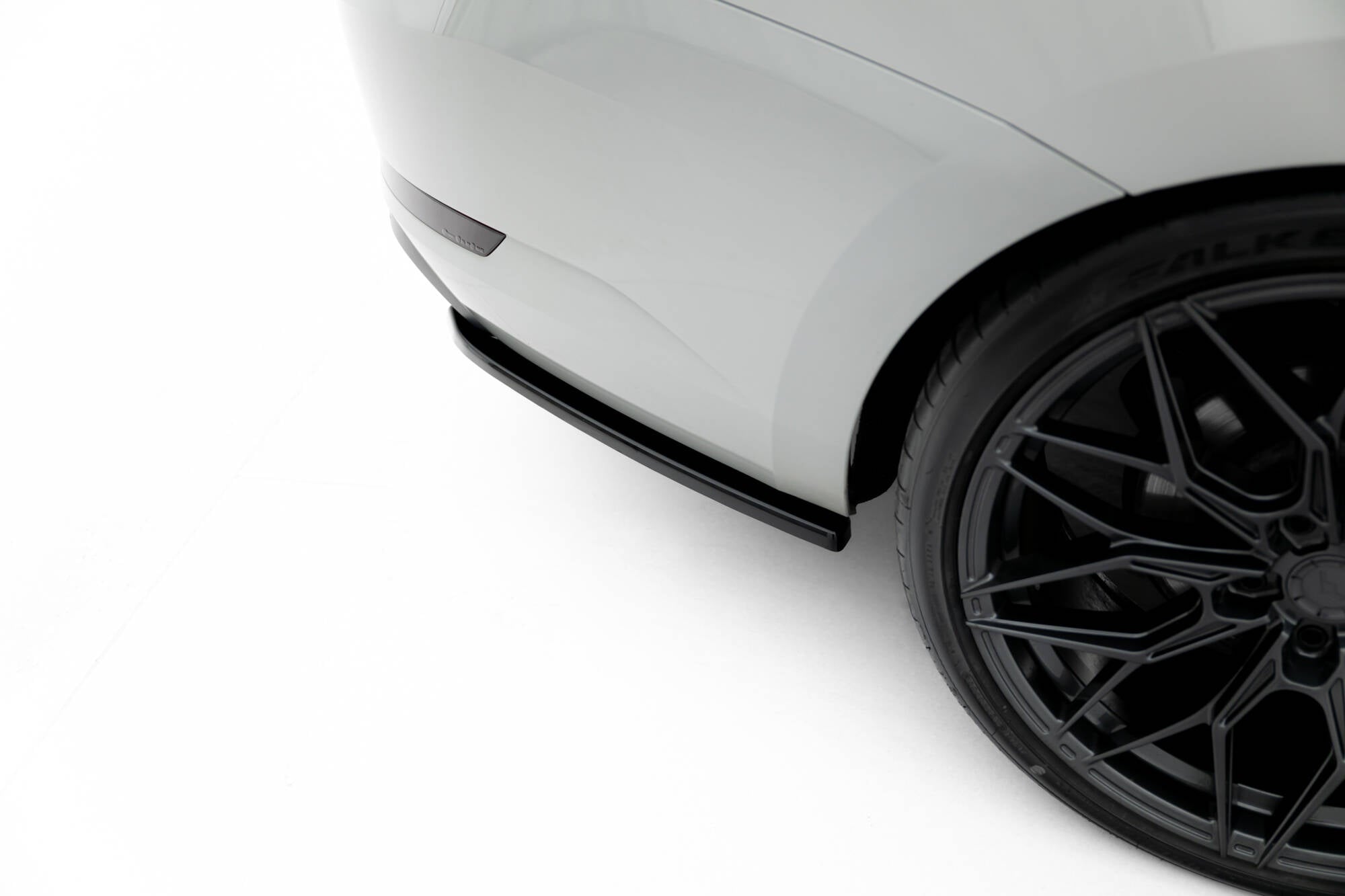 Rear side splitters v.2 skoda superb liftback / combi mk3