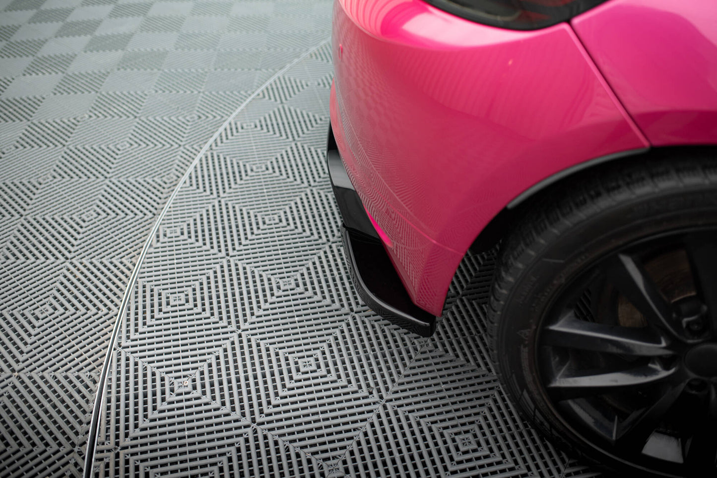 Takapuolen jakajat v.2 Volkswagen Scirocco MK3