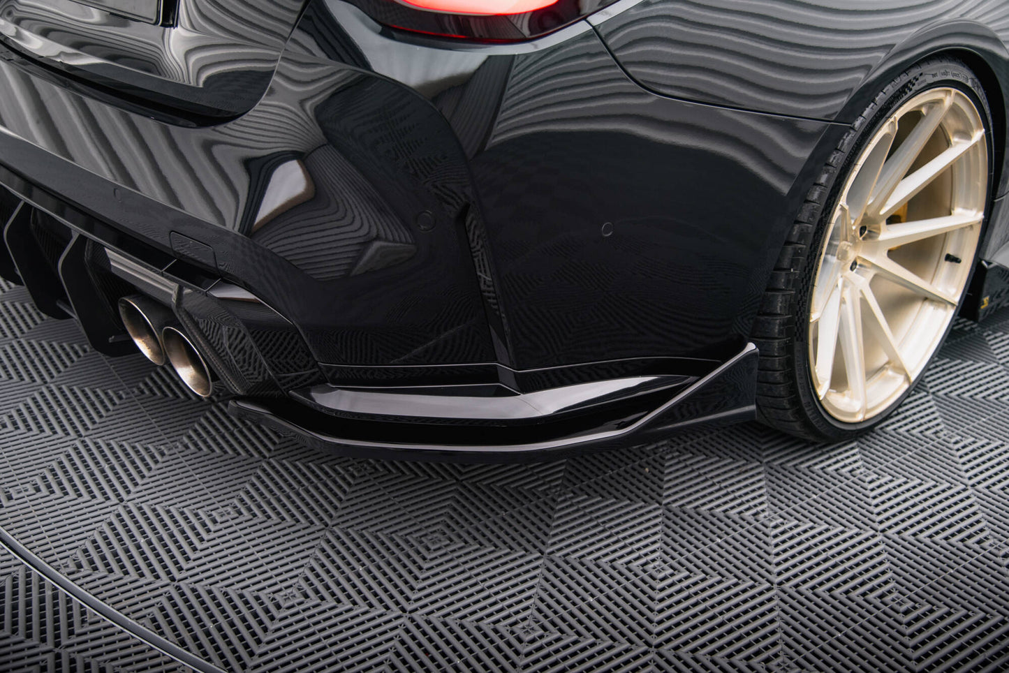 Rear side splitters v.4 bmw m4 g82