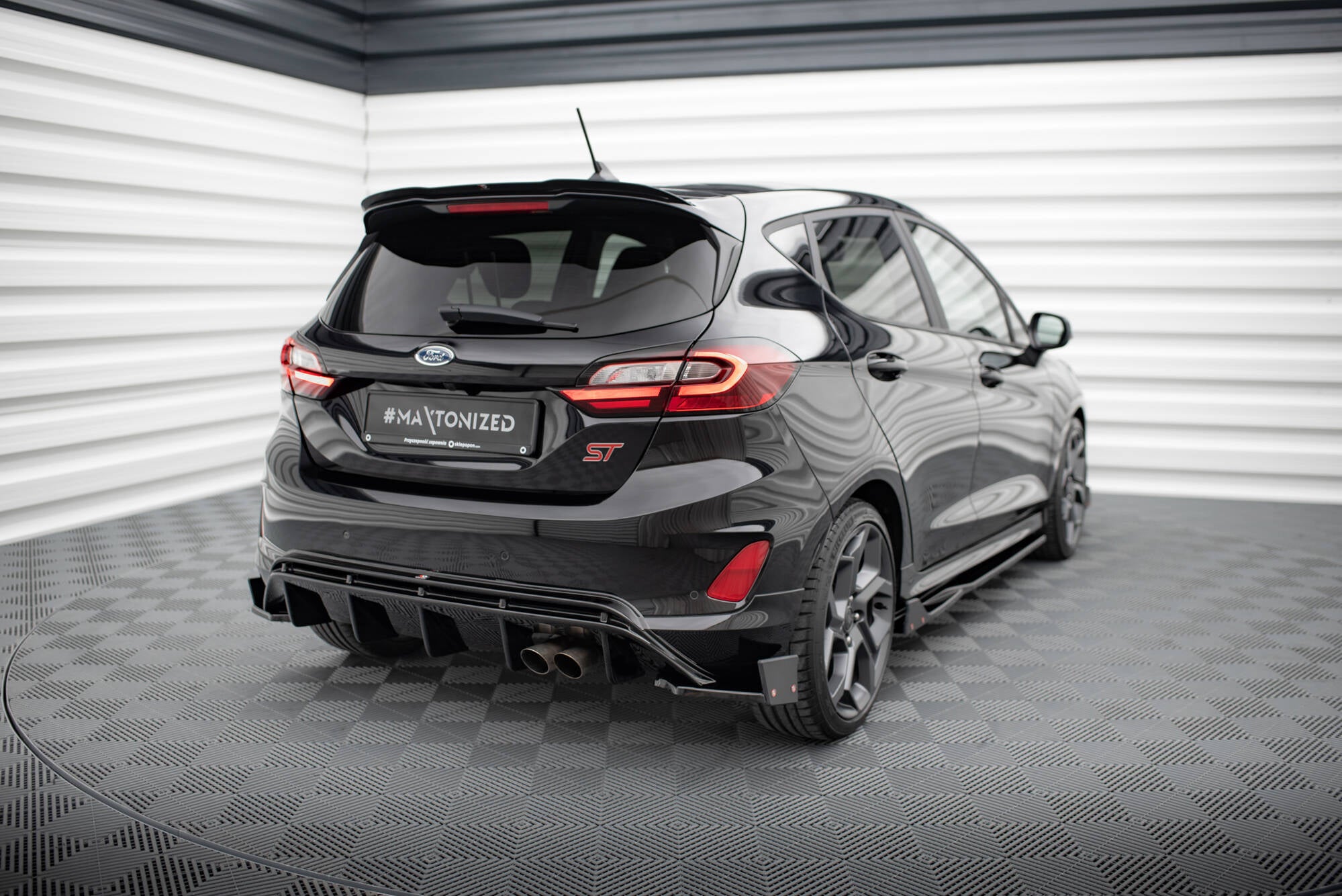 Rear side splitters v.4 + flaps ford fiesta st mk8