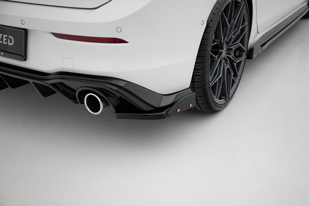 Takasivusplitterit v.4 + läpät Volkswagen Golf GTI / GTE mk8
