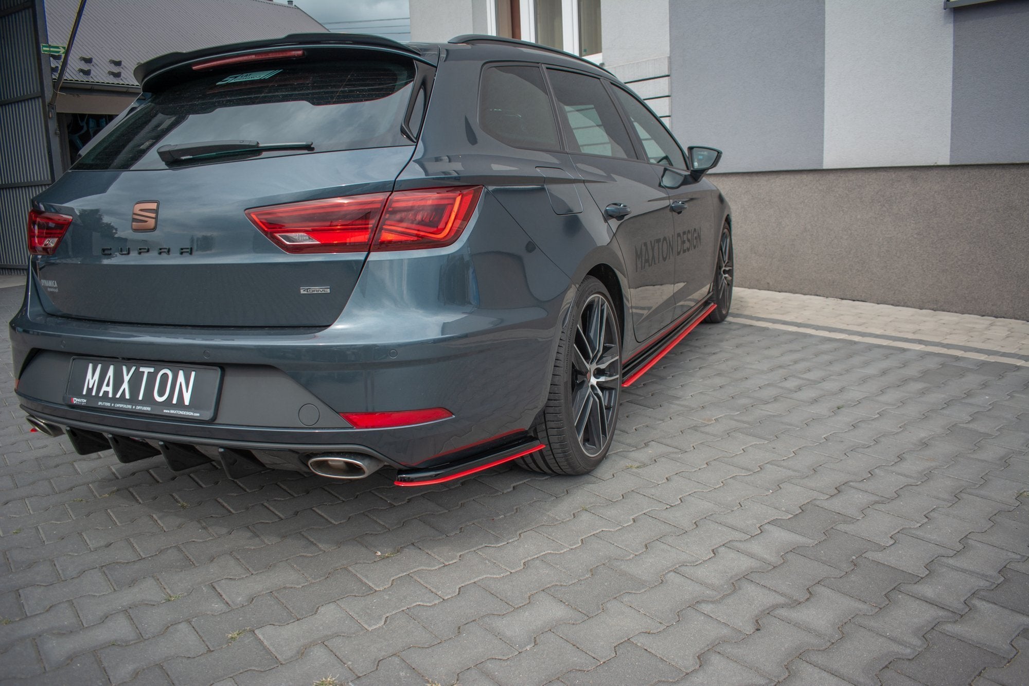 Takapuolen jakajat v.4 istuin Leon Cupra MK3 FL Sports -matkailijat