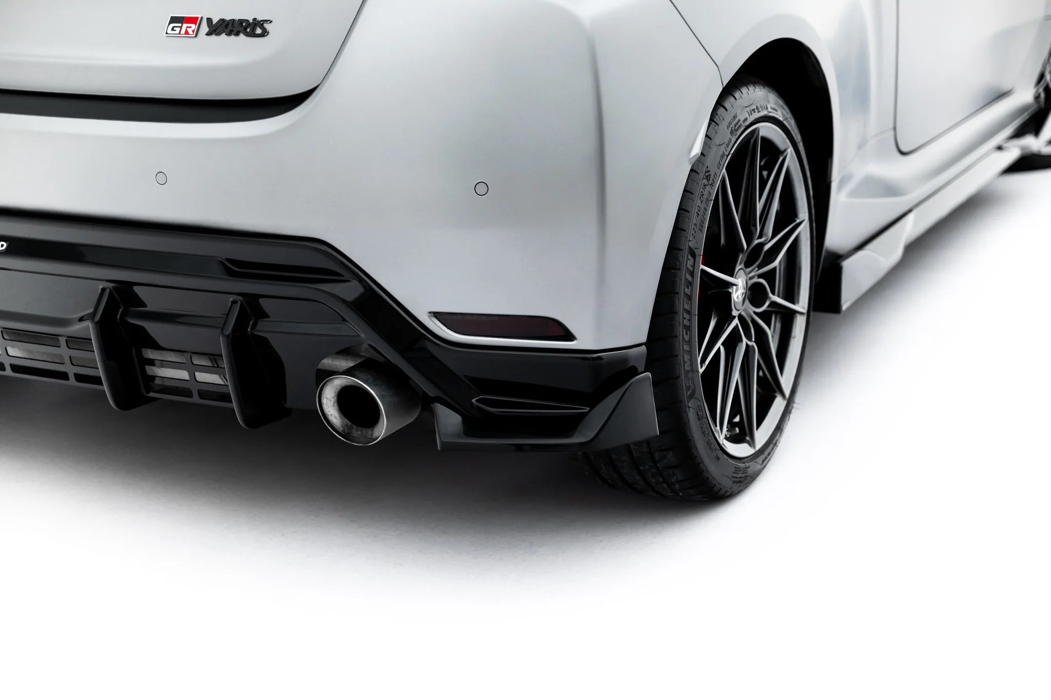 Rear side splitters v.4 toyota gr yaris mk4 facelift