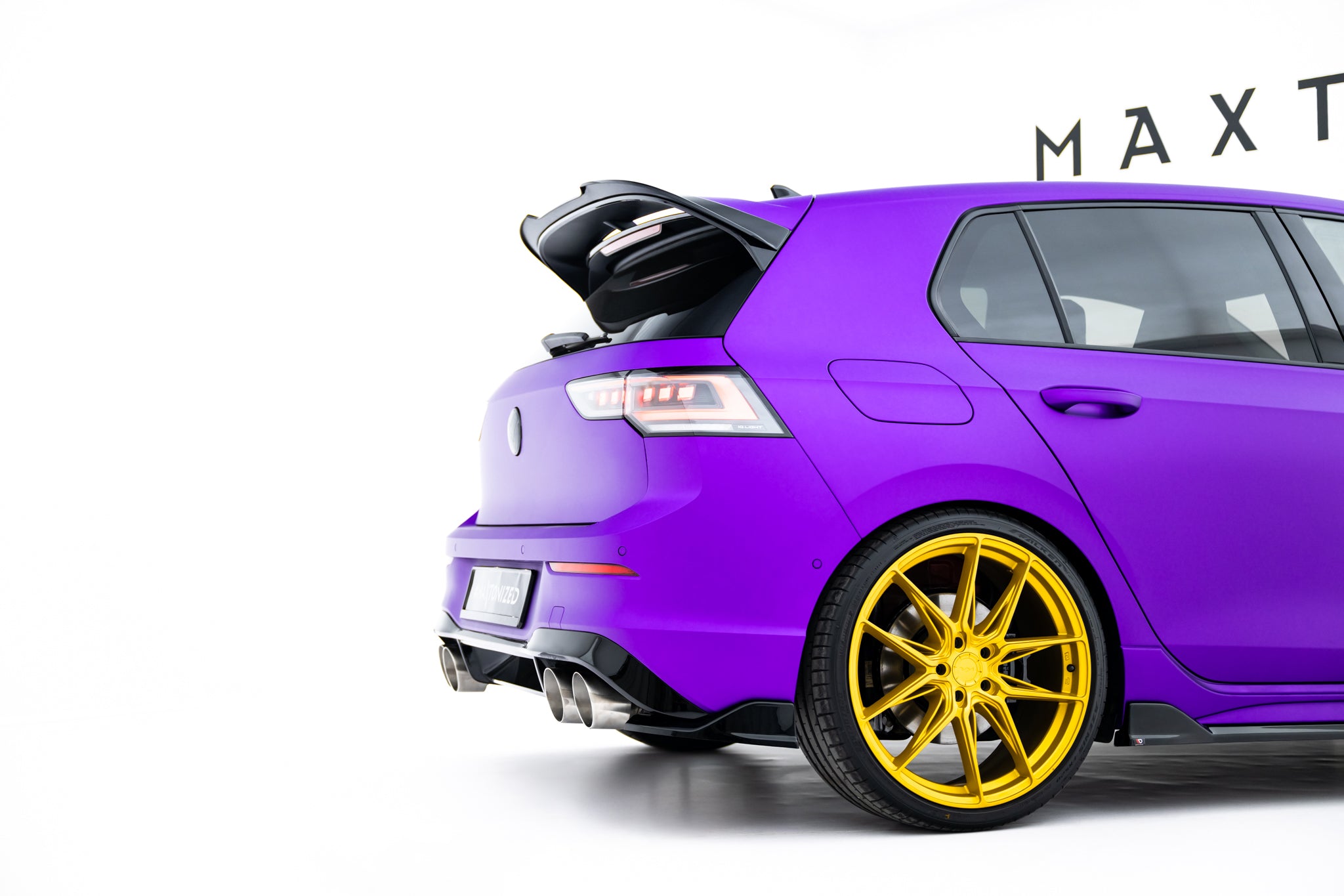 Takasivusplitterit v.7 Volkswagen Golf R mk8 / mk8 facelift