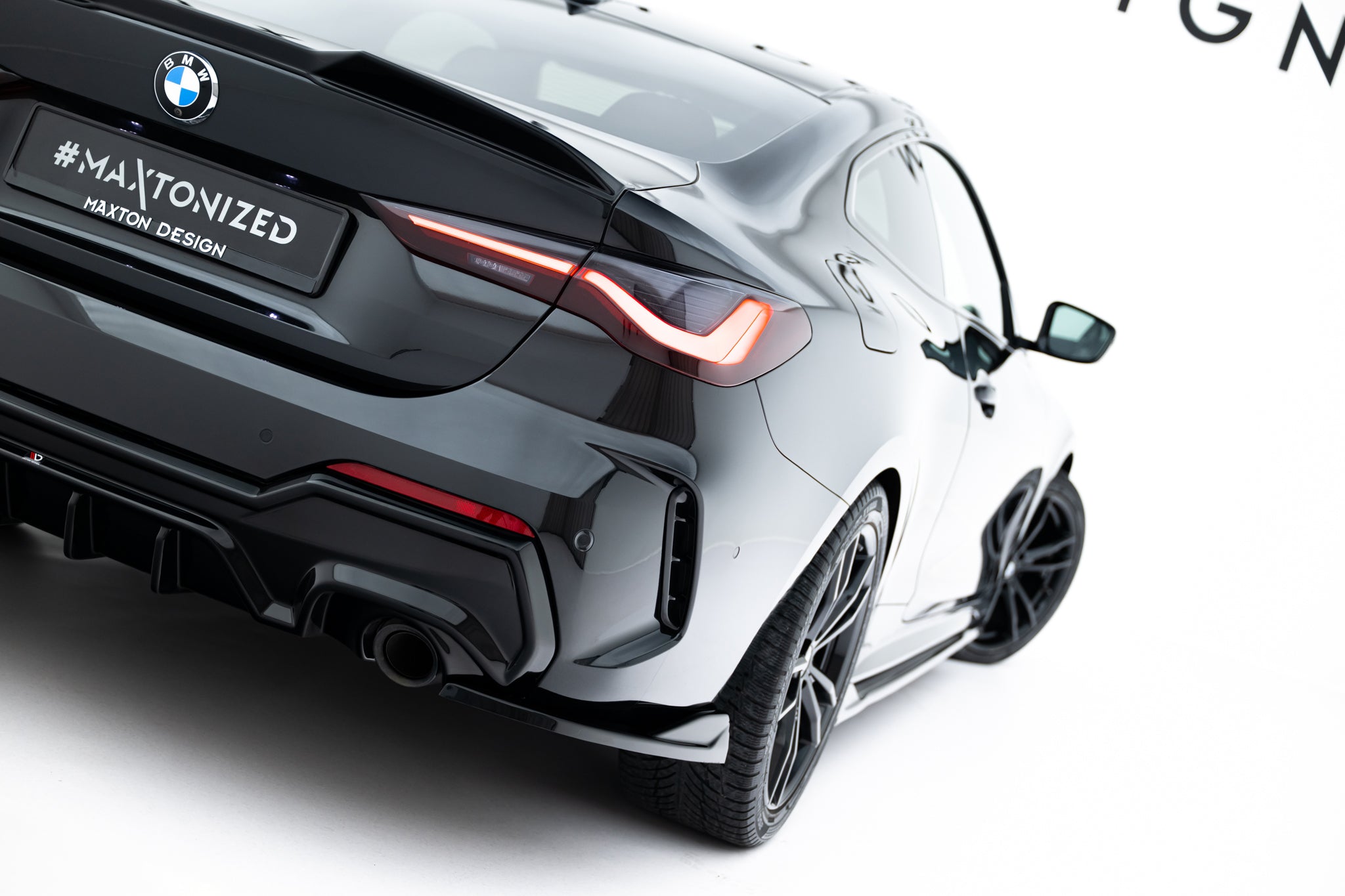 Takapuskurin splitterit v.8 bmw 4 m-pakkaus g22 / g23 / g22 facelift / g23 facelift
