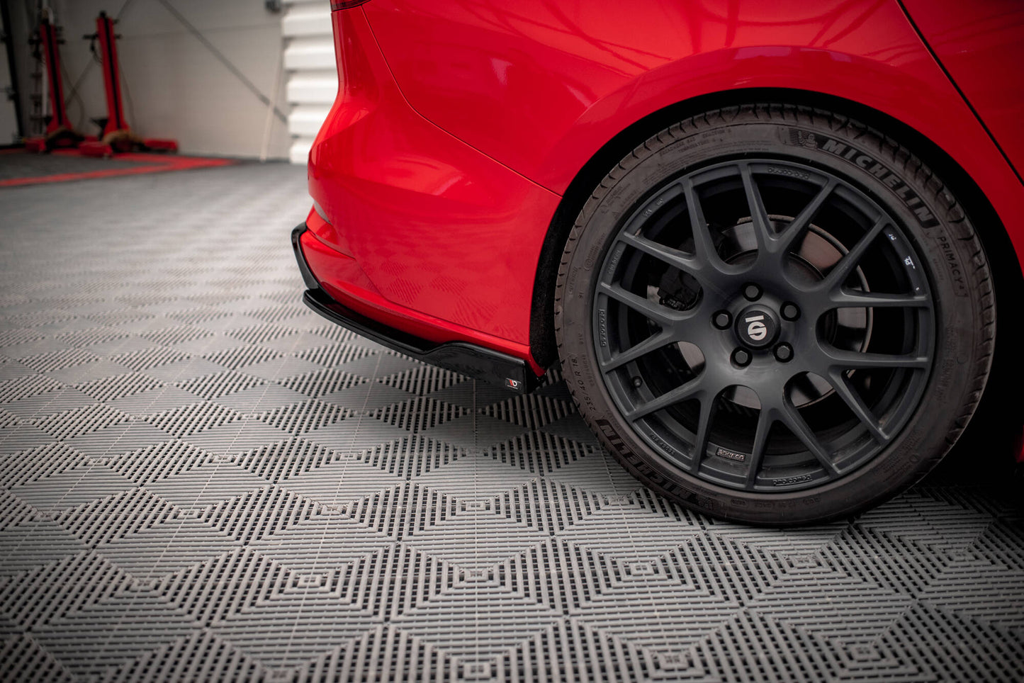 Rear side splitters v.8 ford focus estate st mk4