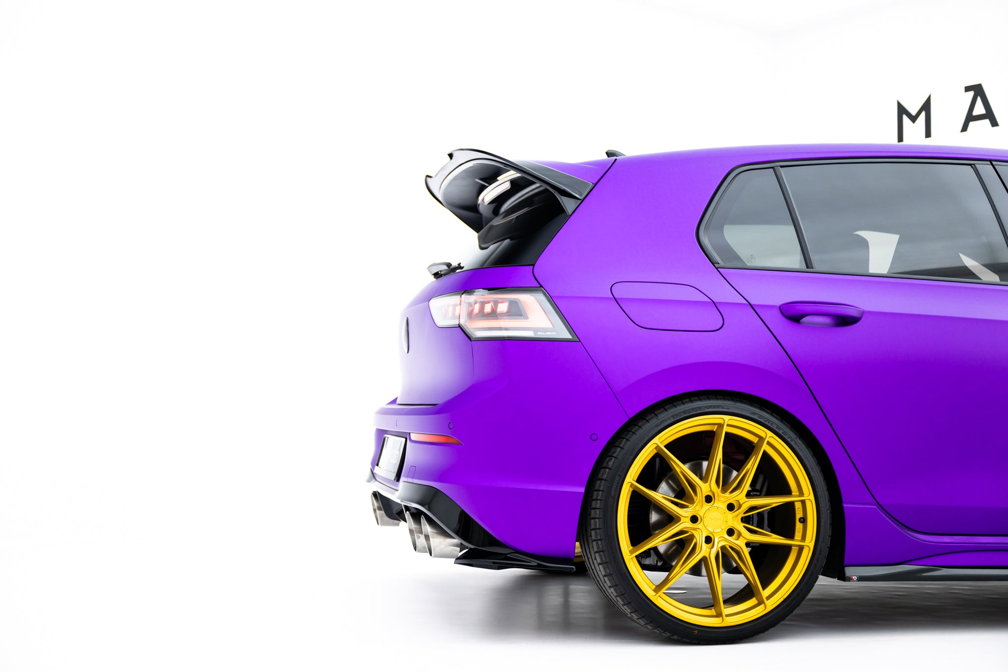 Takasivusplitterit v.8 Volkswagen Golf R mk8 / mk8 facelift