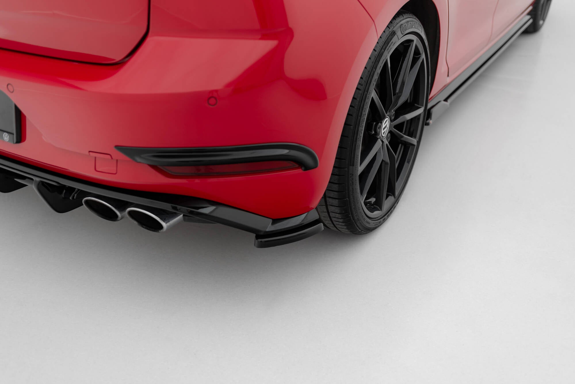 Takapuolen jakajat Volkswagen Golf Hatchback R / R-Line MK7 Facelift
