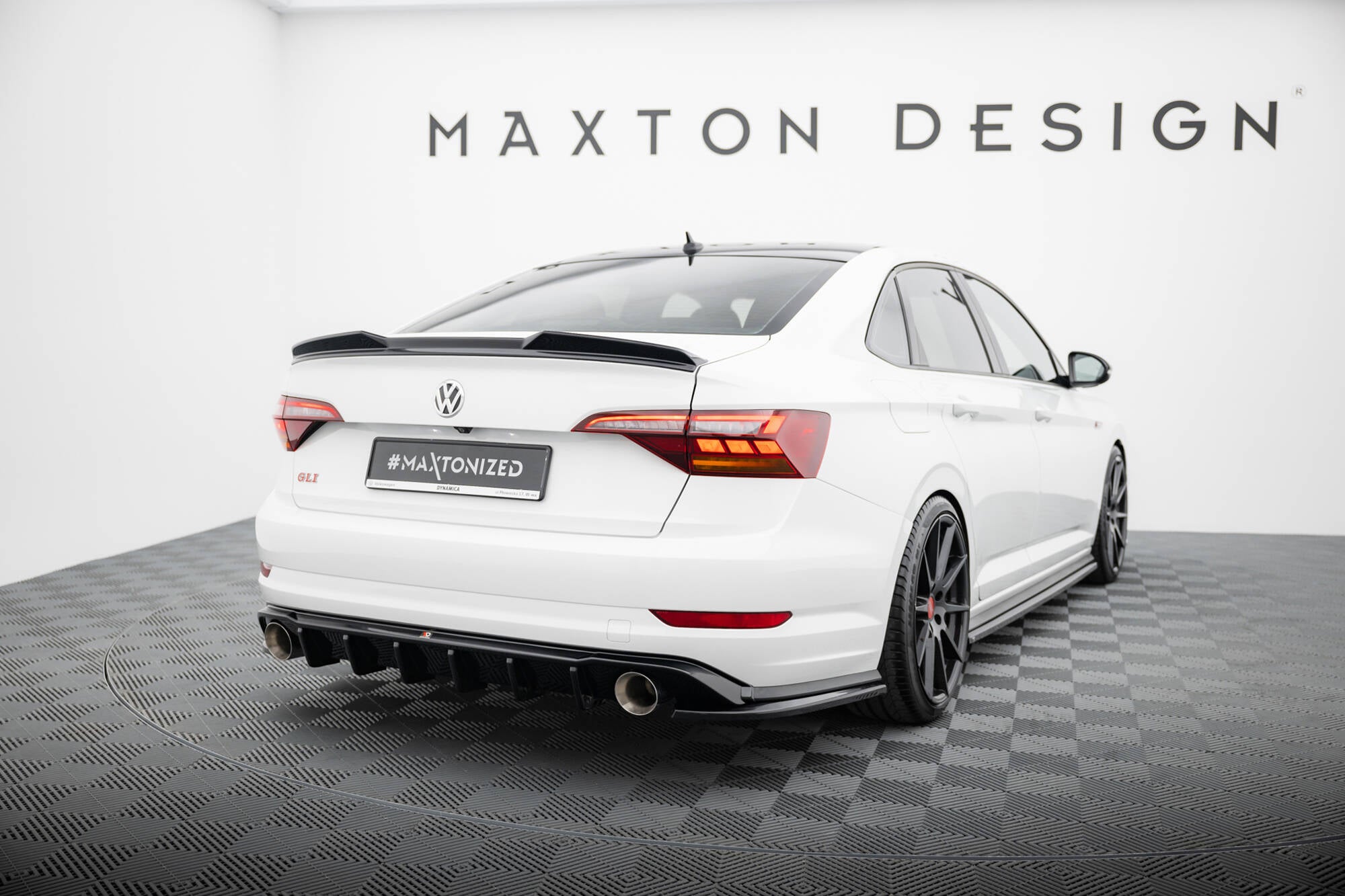 Takasivujakaja volkswagen jetta gli mk7