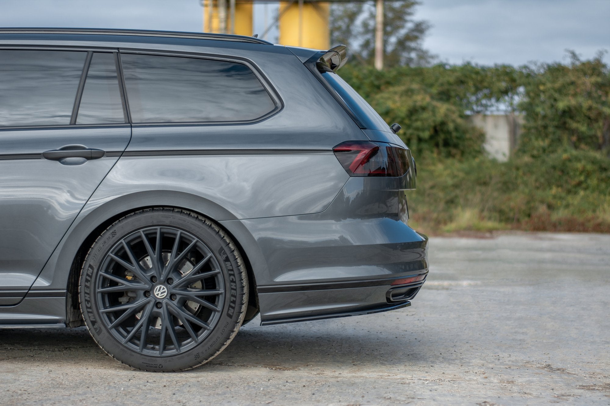 Rear side splitters Volkswagen Passat R-line B8