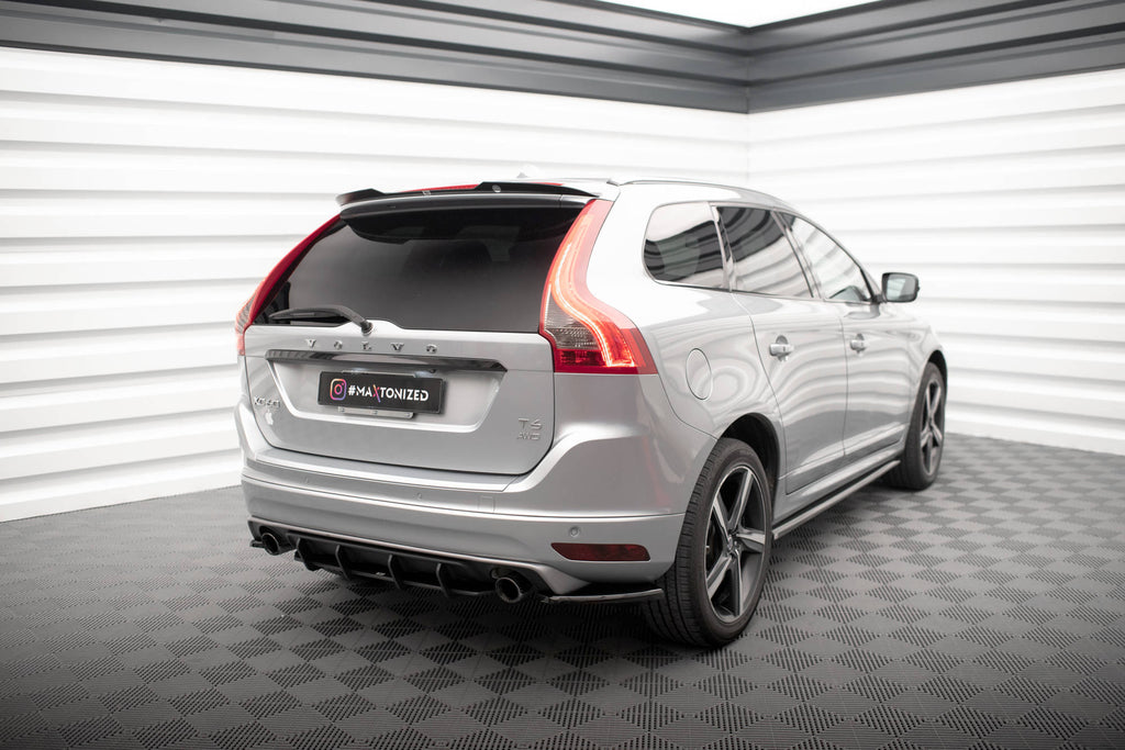 Takapuolen jakajat Volvo XC60 R-Design MK1-kasvojenkorotus