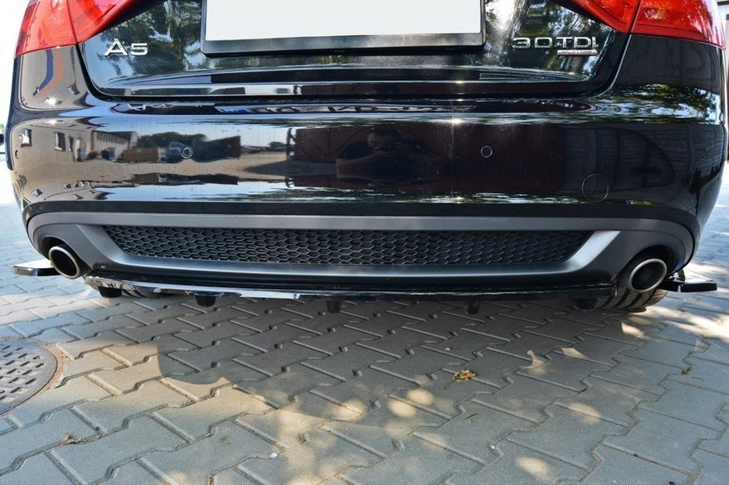 Takaosaston Audi A5 S-Line (pystysuoralla palkilla)
