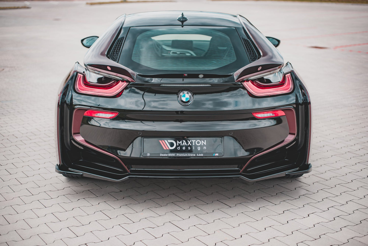 Rear splitter bmw i8