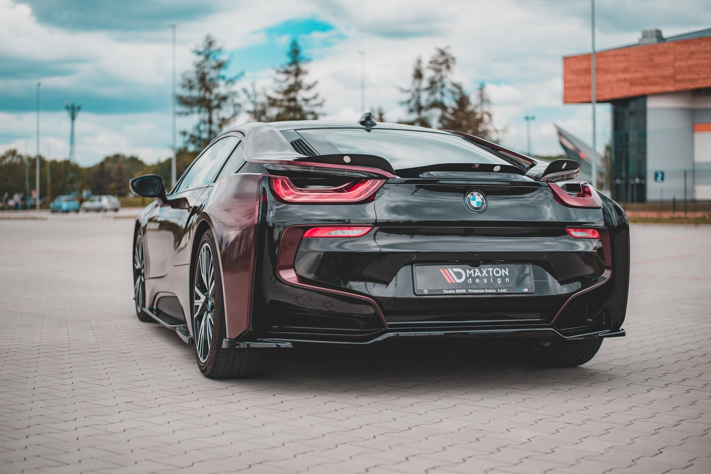 Rear splitter bmw i8