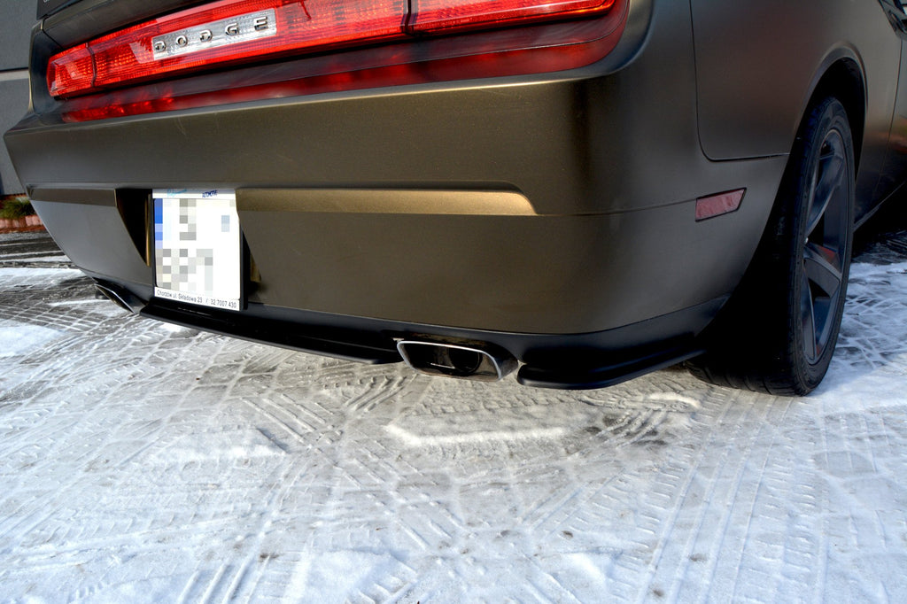 Rear splitter dodge challenger mk3. phase-i srt8 coupe (without vertical bars)