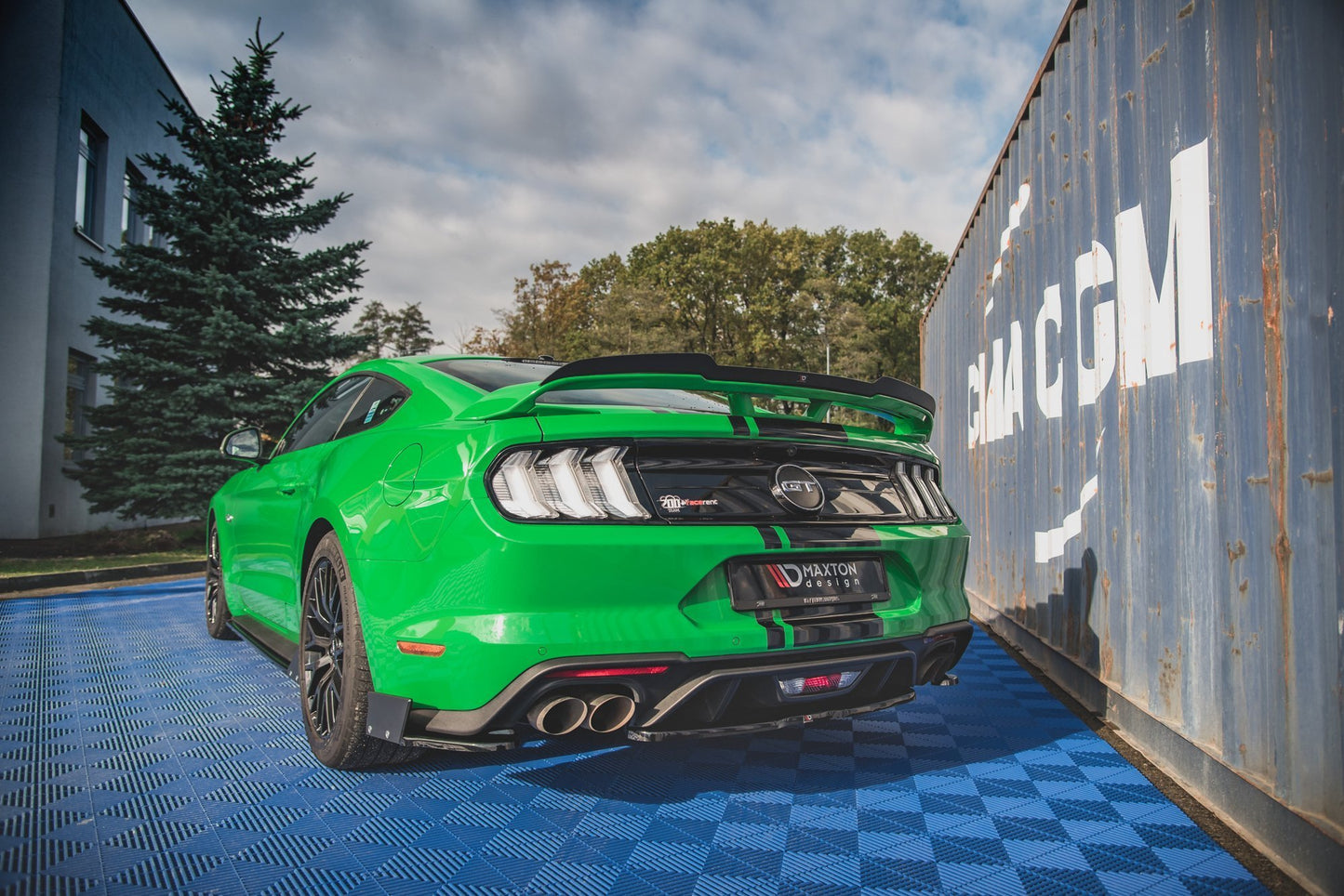 Rear splitter Ford Mustang GT MK6 Facelift