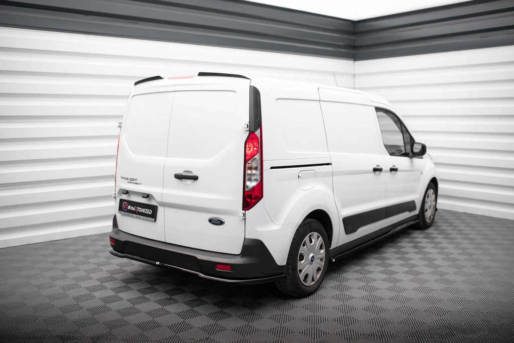 Takaosaston Ford Transit Connect MK2 -kasvojenkorotus