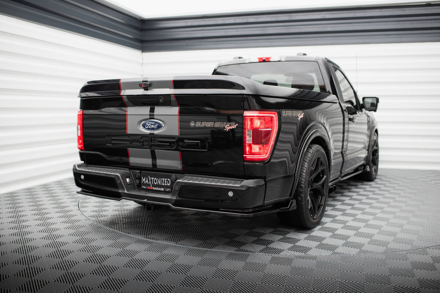 Rear splitter shelby f150 super snake