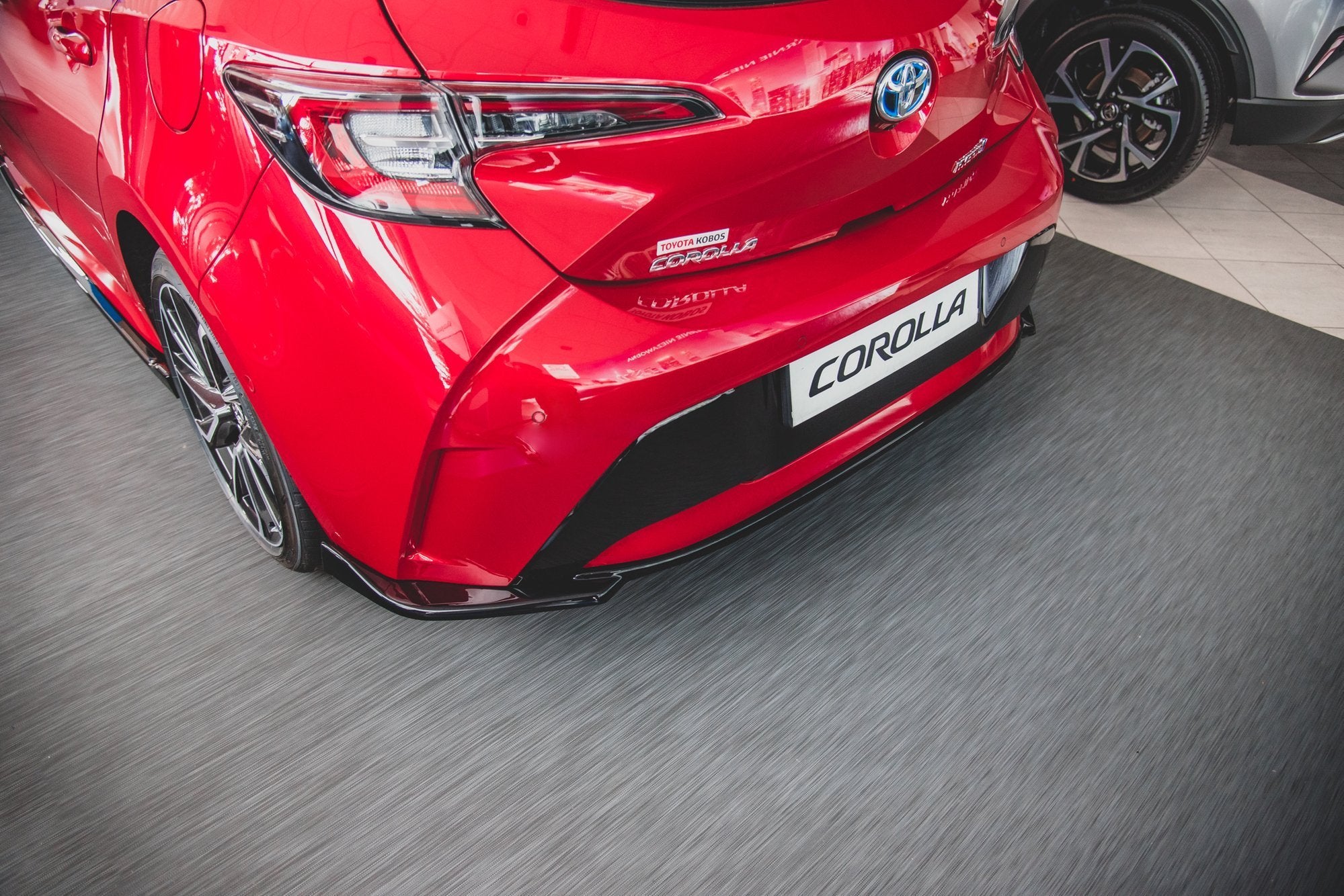 Bageste splitter Toyota Corolla XII Hatchback