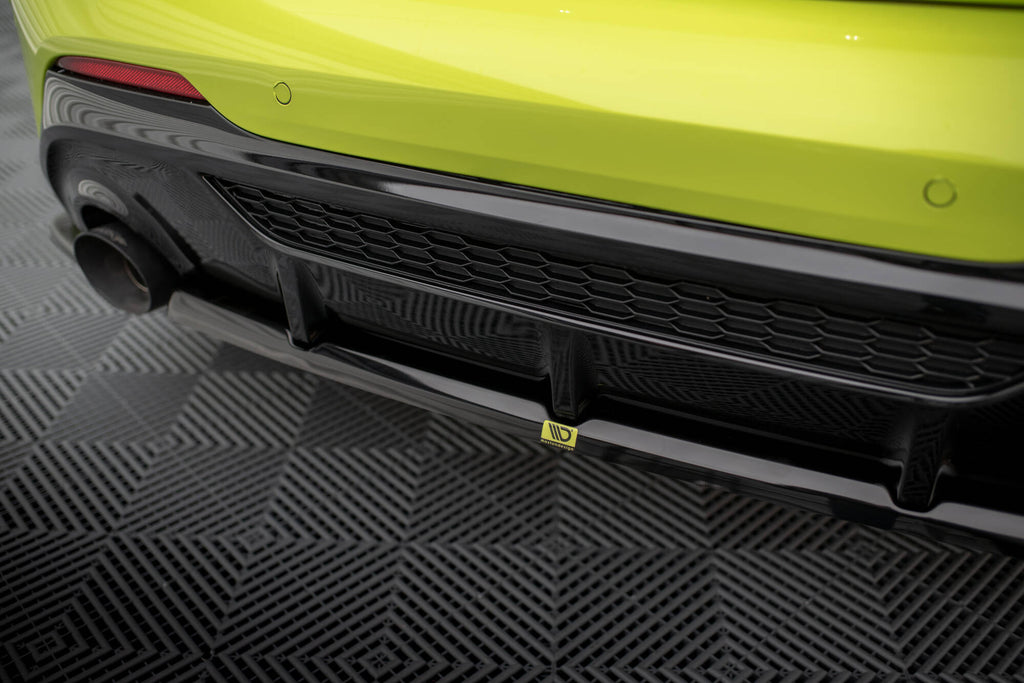 Bagerste opdelinger v.2 BMW M135i F40