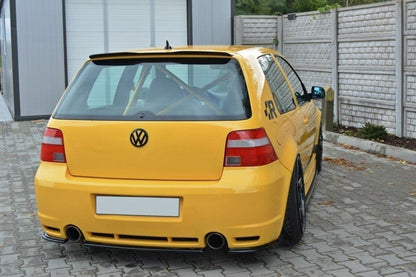 Takaosaston VW Golf IV R32