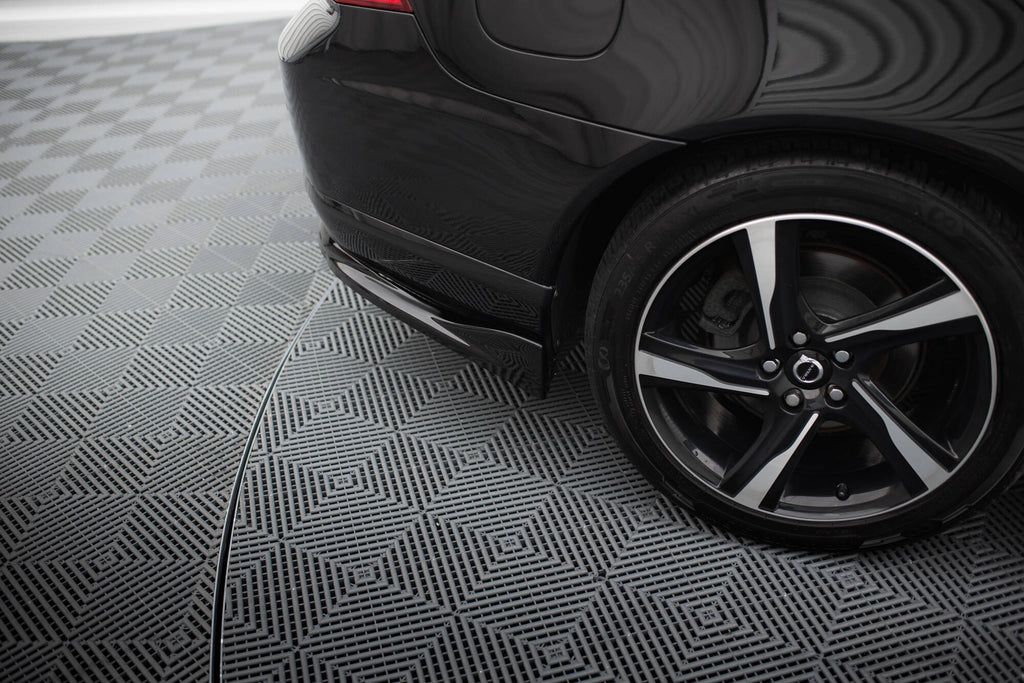 Rear splitter volvo s80 mk2