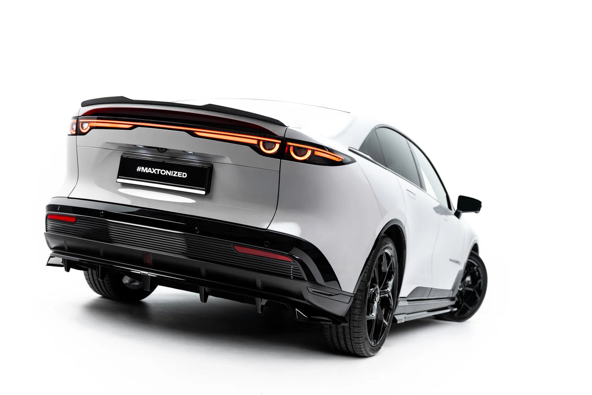Rear splitter (with vertical bars) suitable for mazda 6e mk1