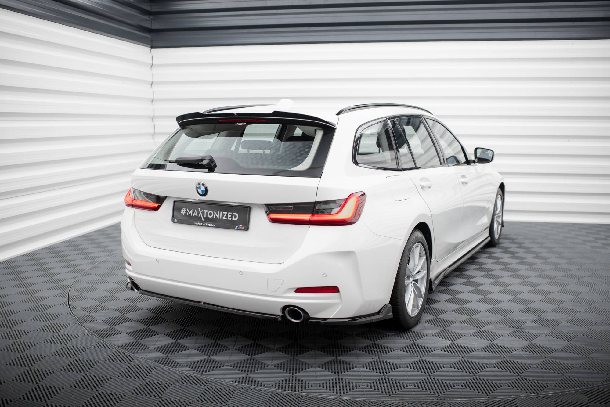 Bageste opdeling til BMW 3 derefter / Touring G20 / G21 ansigtsløftning