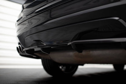 Rear splitter for bmw x4 m-pack (with a vertical bar)