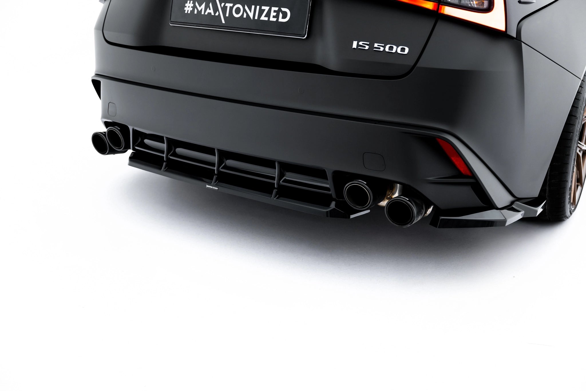 Rear splitter for lexus is 500 mk3 facelift 2 (xe30)