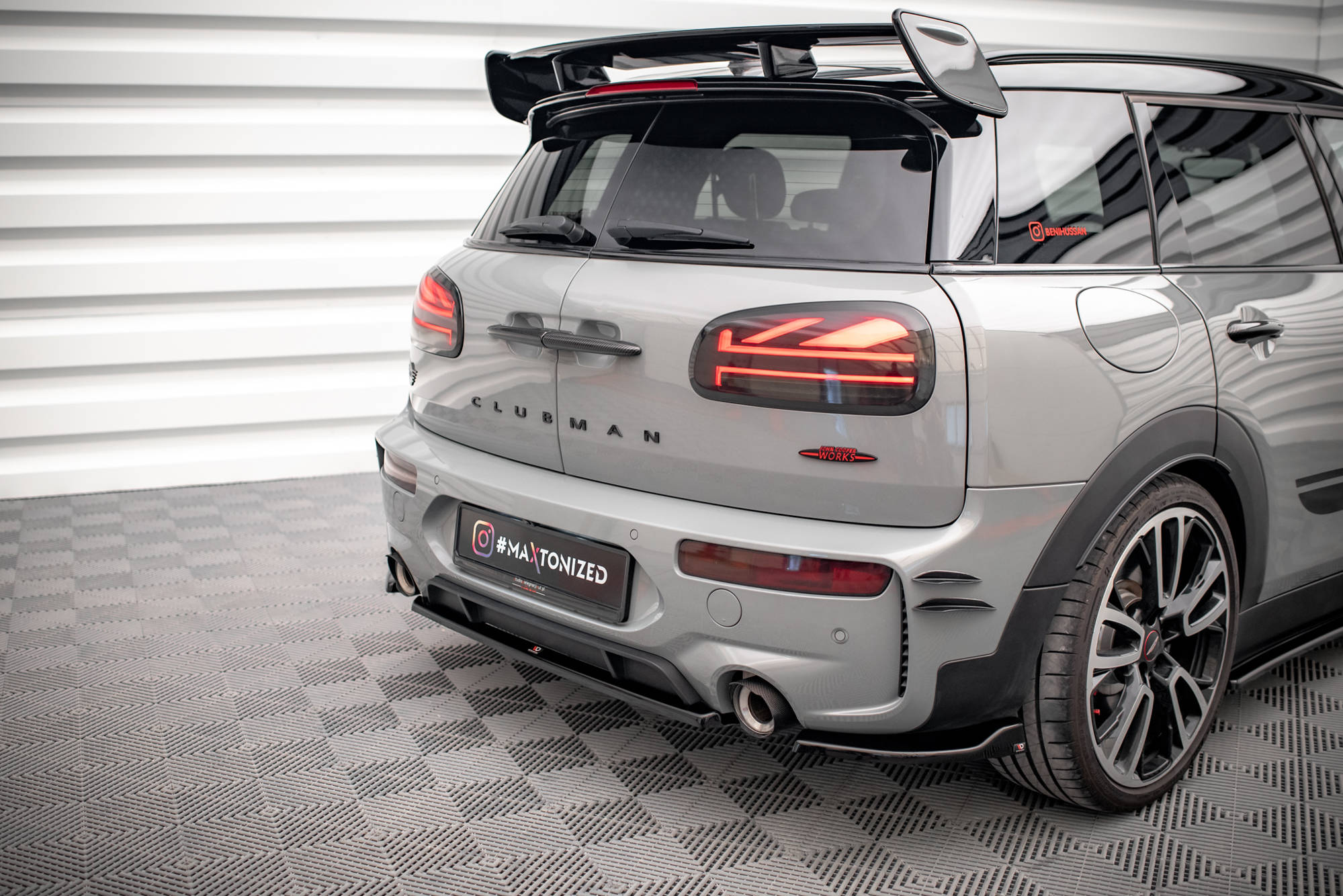 Takasplitteri Mini Cooper Clubman John Cooper Works F54 faceliftille