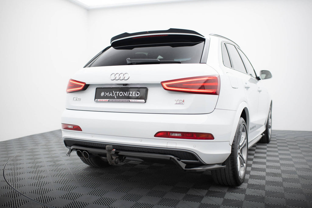 Bageste splitter (med lodrette stænger) Audi Q3 S-linje 8u