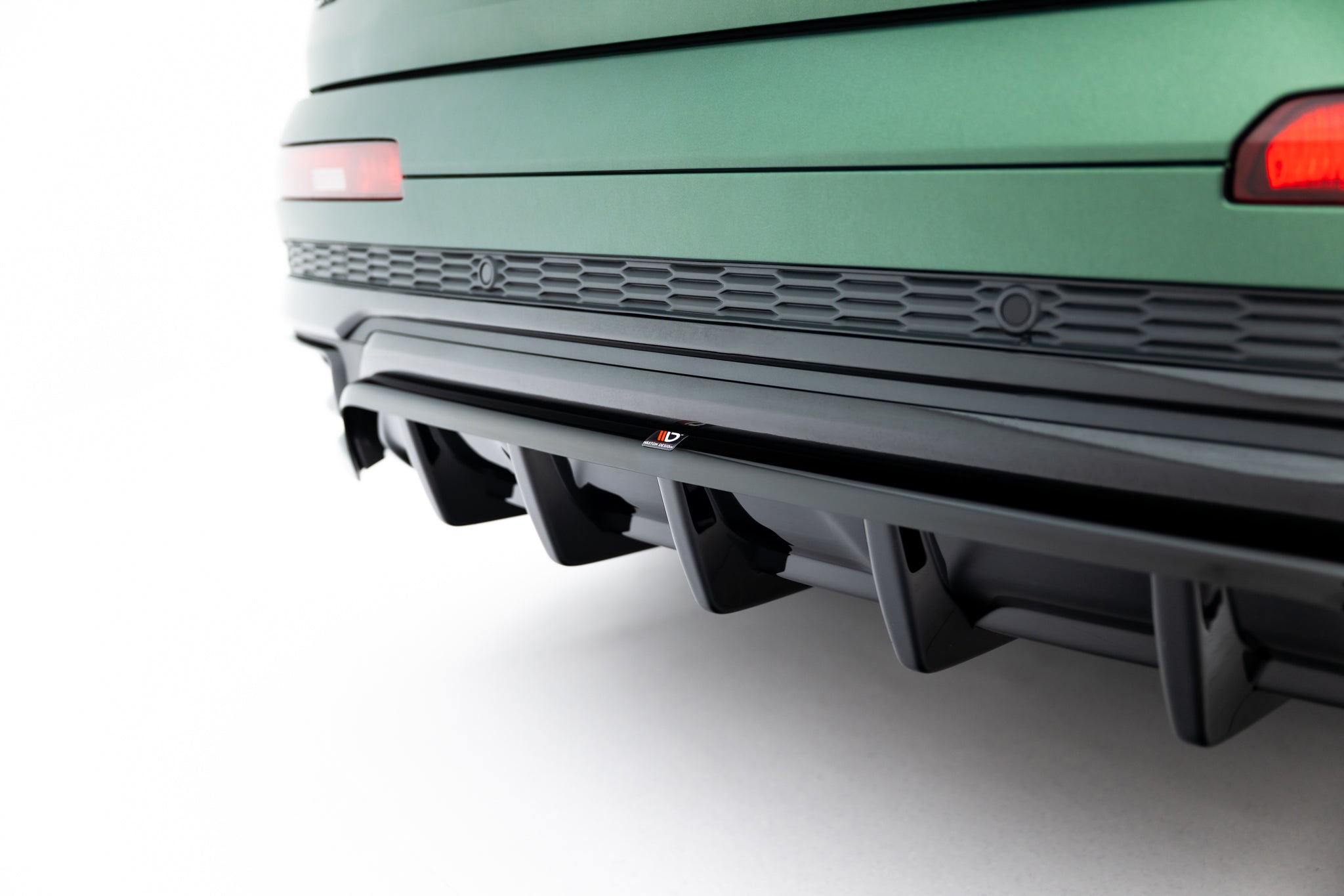 Rear splitter (with vertical bars) audi q7 s-line mk2 facelift