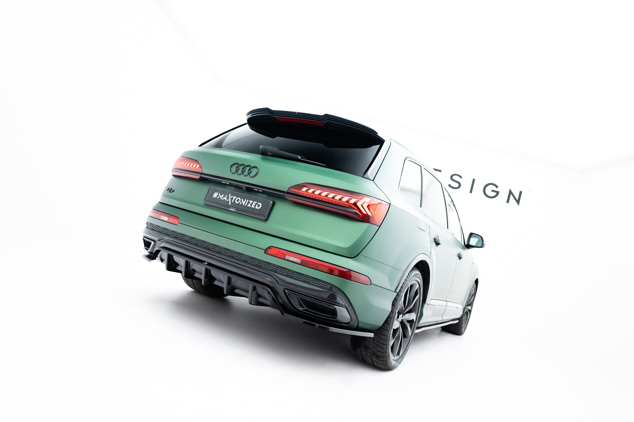 Rear splitter (with vertical bars) audi q7 s-line mk2 facelift