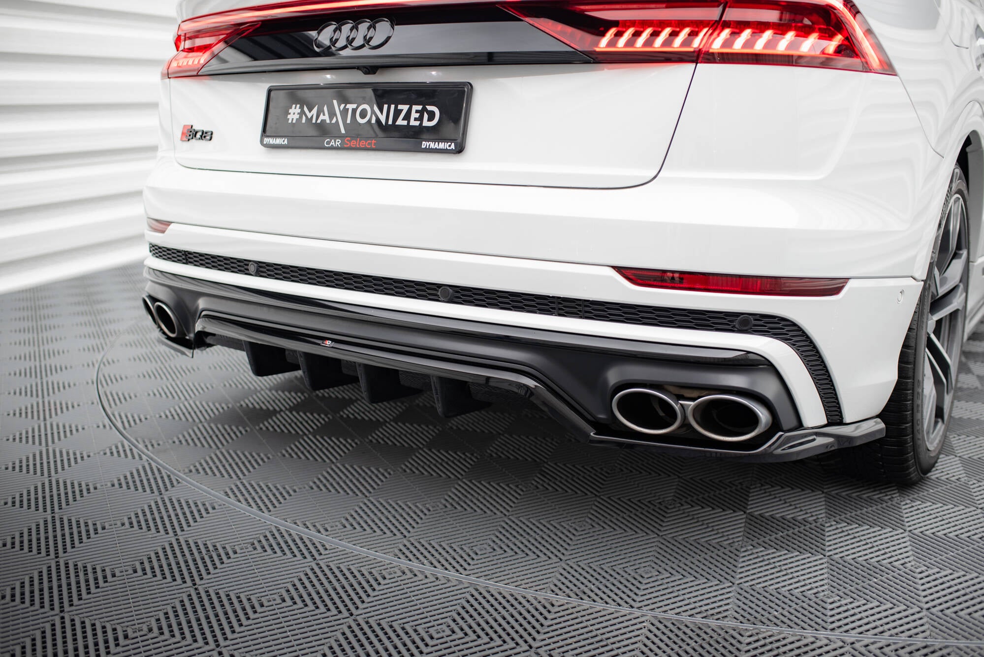 Bagsplitter (med lodrette stænger) Audi SQ8 MK1