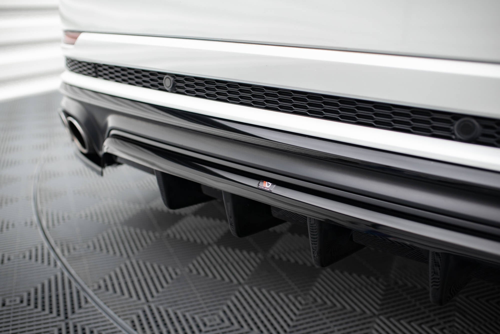 Bagsplitter (med lodrette stænger) Audi SQ8 MK1