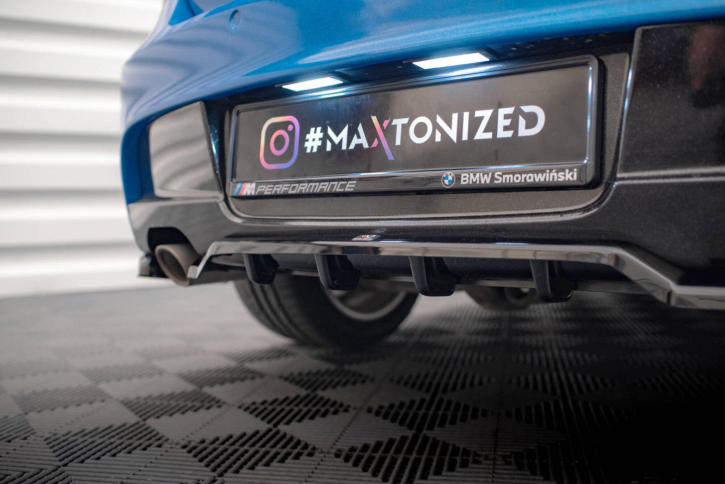 Rear splitter (with vertical bars) bmw 1 m-pack e87 facelift