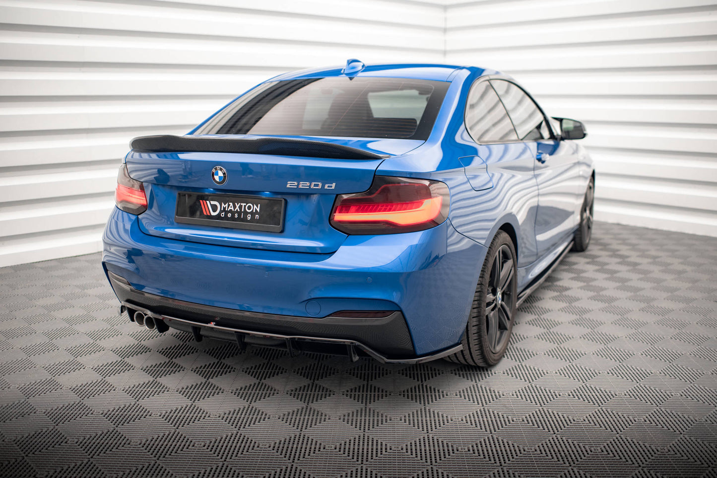 Rear splitter (with vertical bars) bmw 2 m-pack f22