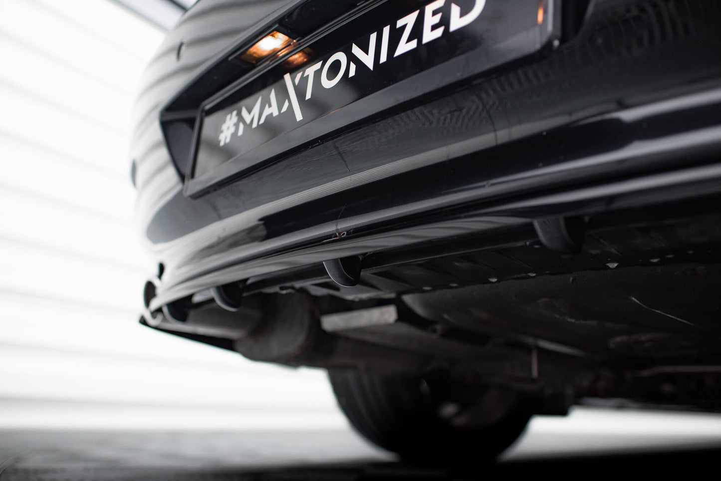 Rear splitter (with vertical bars) bmw 6 coupe / cabrio e63 / e64