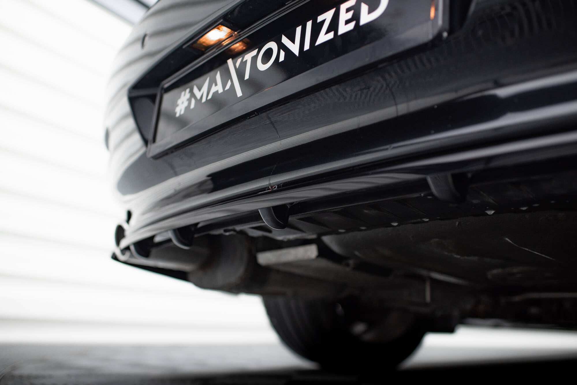 Bageste splitter (med lodrette stænger) BMW 6 coupe / cabrio e63 / e64