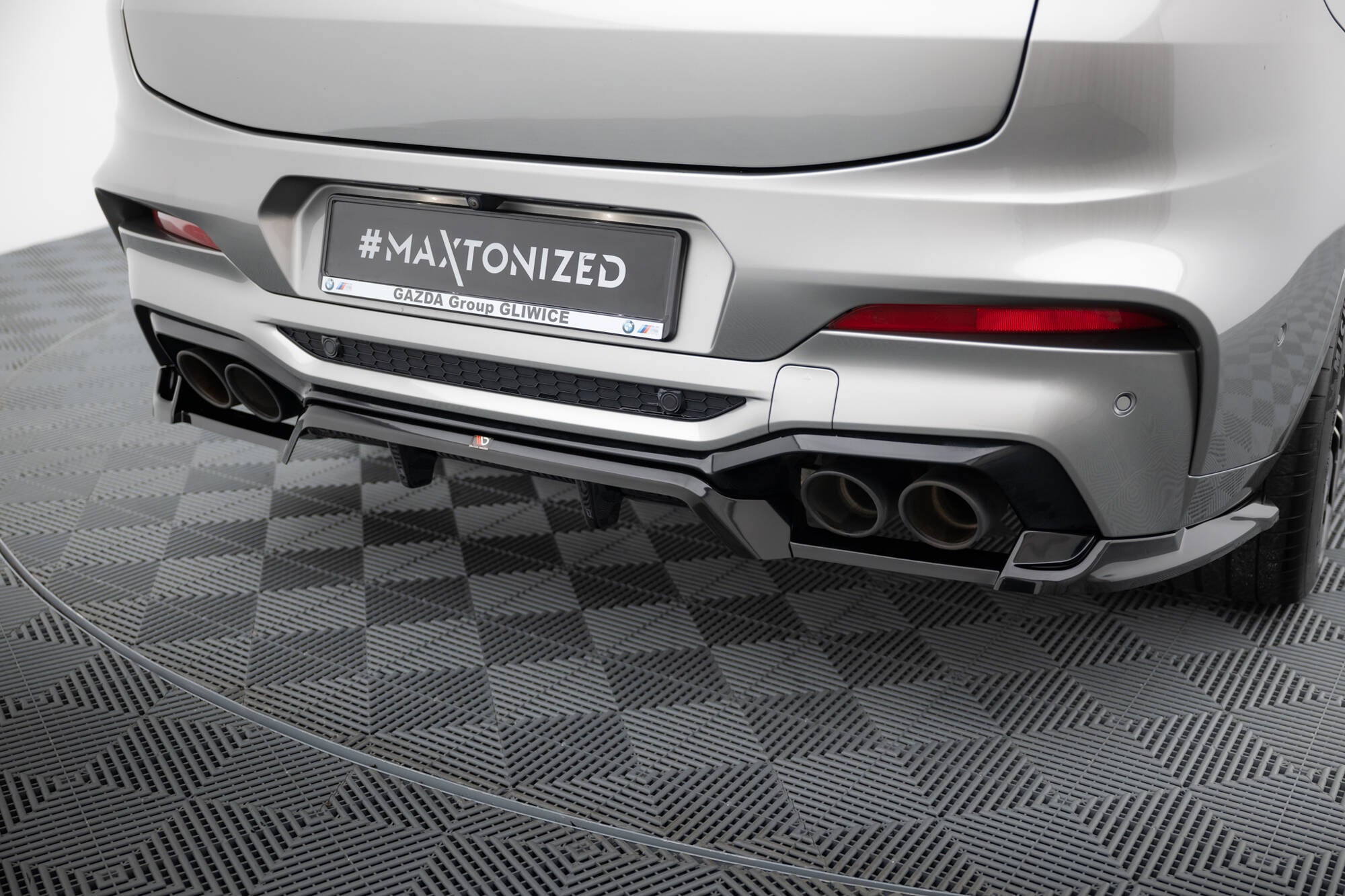 Rear splitter (with vertical bars) bmw x4 m f98