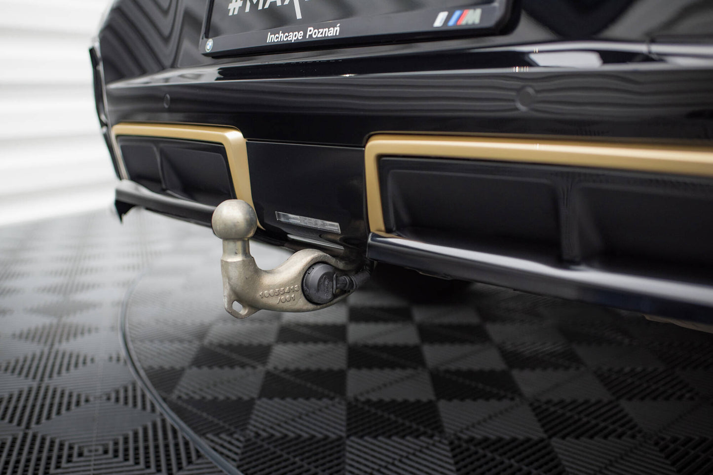 Rear splitter (with vertical bars) bmw xm g09