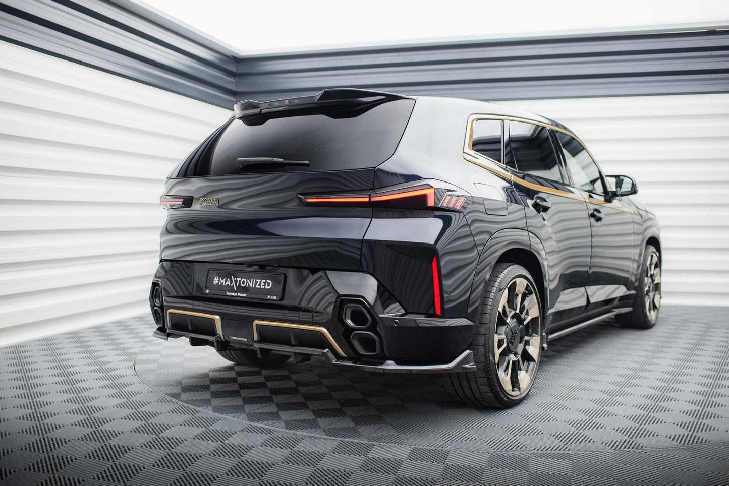 Rear splitter (with vertical bars) bmw xm g09