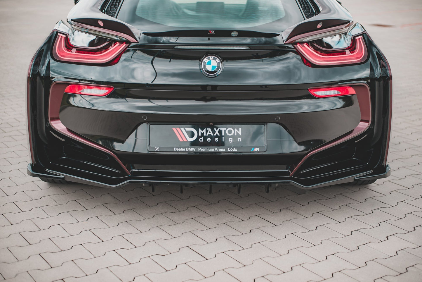 Rear splitter (with vertical bars) bmw i8