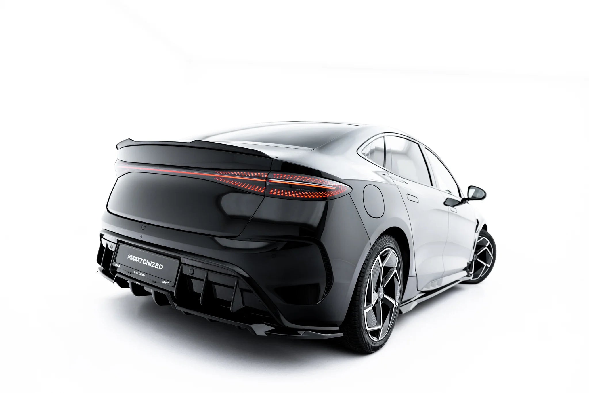 Rear splitter (with vertical bars) byd seal mk1